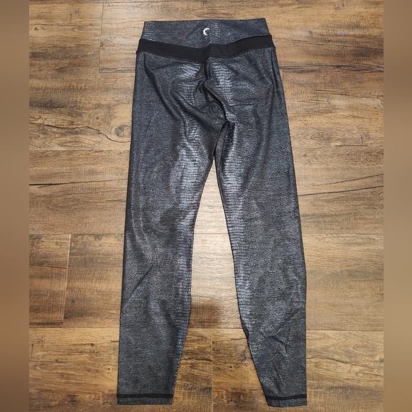 Zyia Kakadu Leggings Size 6-8 - Picture 5 of 8